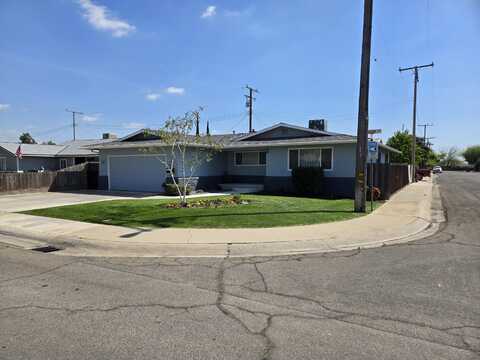 200 Sequoia Drive, Exeter, CA 93221