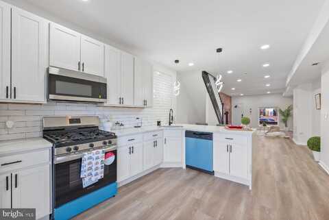 824 N LINWOOD AVENUE, BALTIMORE, MD 21205