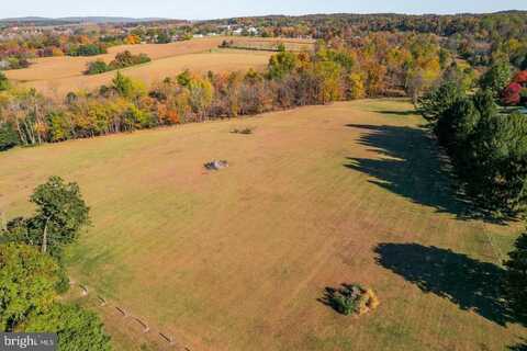 135 HOFFMANSVILLE ROAD, BARTO, PA 19504