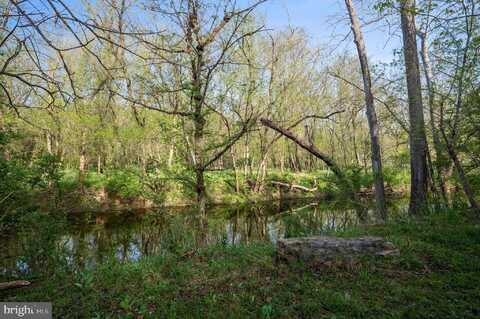 123 PINE CONE ROAD, KEARNEYSVILLE, WV 25430
