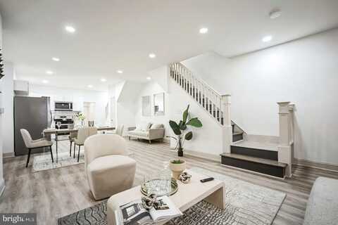 120 E WALNUT LANE, PHILADELPHIA, PA 19144