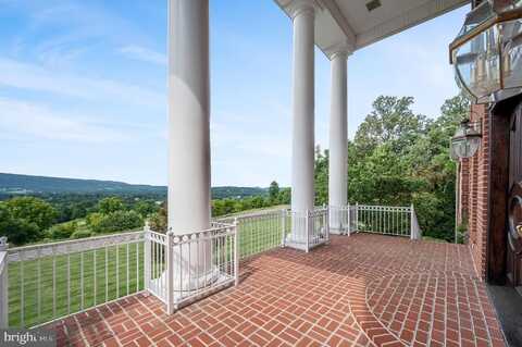 18037 CLENDENNING CIRCLE, ROUND HILL, VA 20141