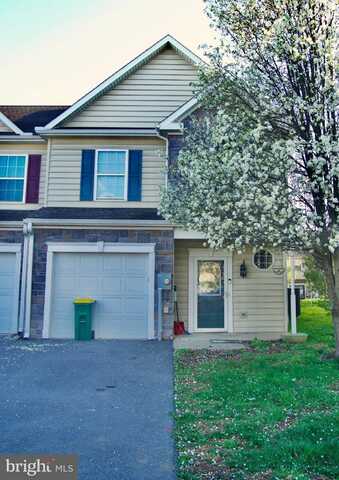 215 WHITLEY DRIVE DRIVE, CHAMBERSBURG, PA 17202