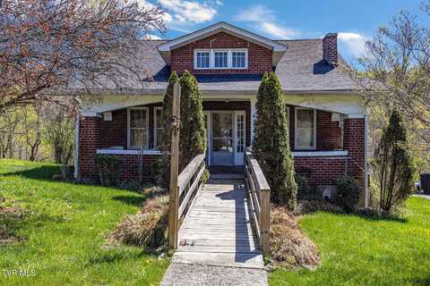 41144 W Morgan Avenue, Pennington Gap, VA 24277