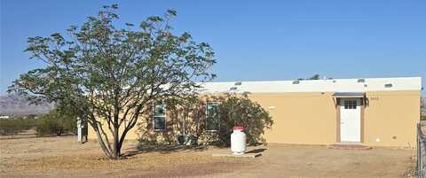 3675 N Amado Road, Golden Valley, AZ 86413