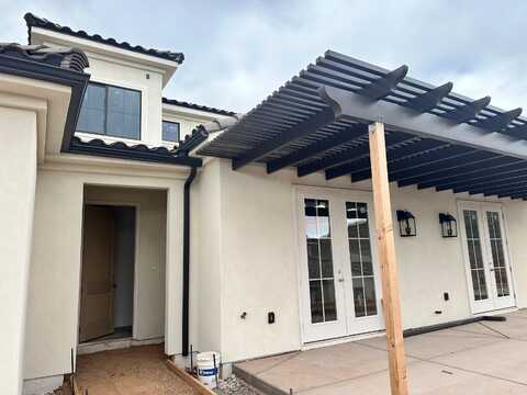 2302 E Crestas Alley, Washington, UT 84780