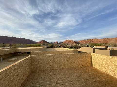 1500 E Split Rock DR, Ivins, UT 84738