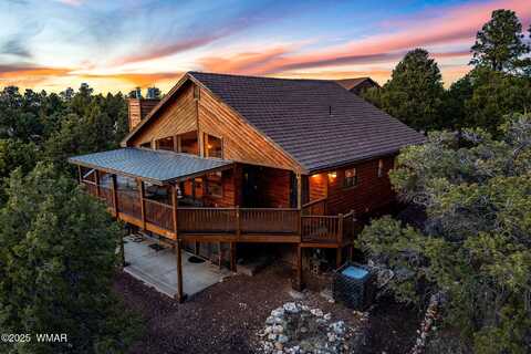 2810 Skyhawk Drive, Overgaard, AZ 85933