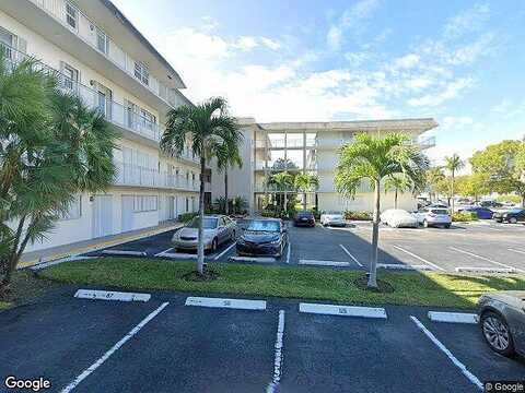 Diana, HALLANDALE BEACH, FL 33009