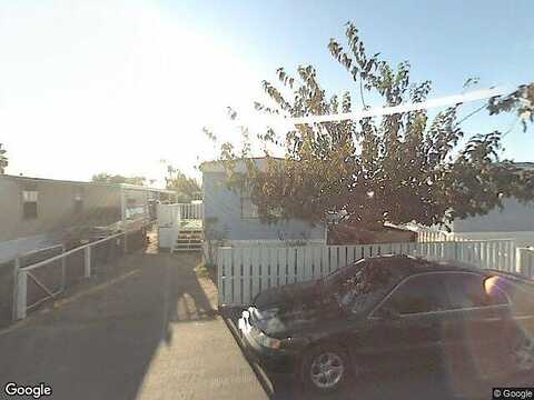 Michelle St, Coalinga, CA 93210