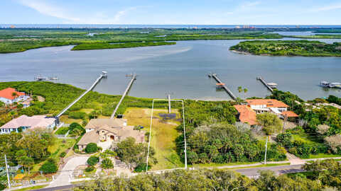 Riverside, EDGEWATER, FL 32132