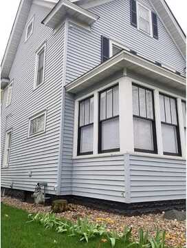 Sims, SAINT PAUL, MN 55106