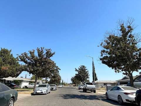 Hawes, FRESNO, CA 93706