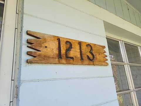 31St, GAINESVILLE, FL 32609