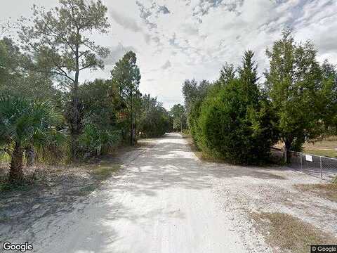Se Debra Ave, Inglis, FL 34449