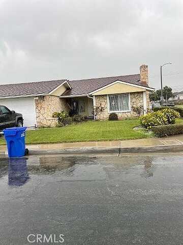 Cole, DOWNEY, CA 90242