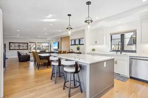 Drew, MINNEAPOLIS, MN 55410