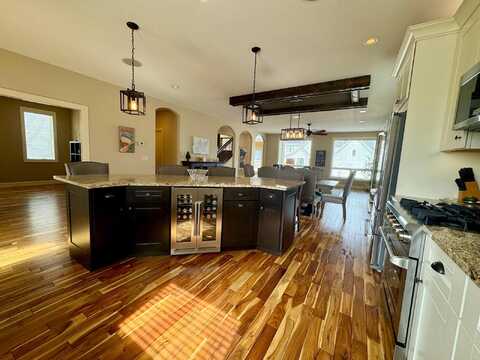 Enchanted, MOUND, MN 55364