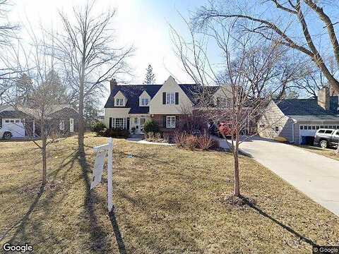 Ashley, HOPKINS, MN 55343
