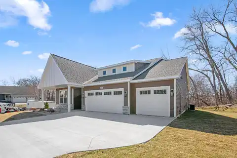 6Th, CHASKA, MN 55318