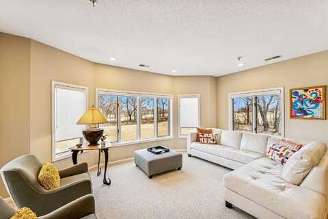 Oakton, HOPKINS, MN 55305