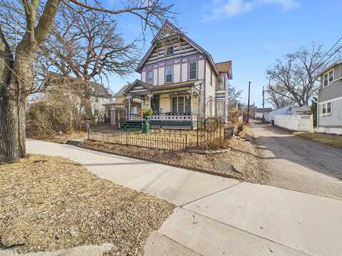 Fairview, SAINT PAUL, MN 55104