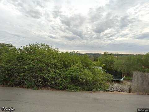 Plumosa Ave #9, Vista, CA 92083