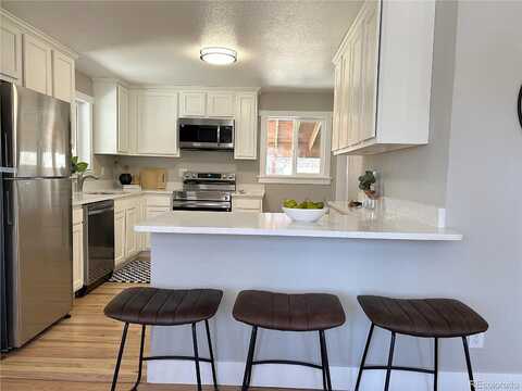 Billings, AURORA, CO 80011