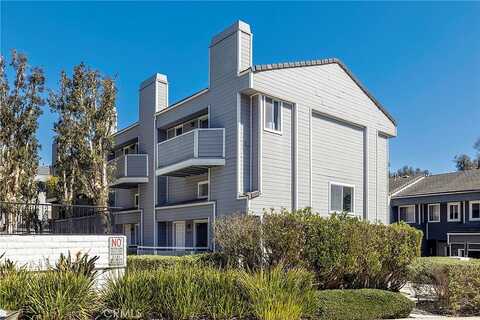 Nueva Vista, LAGUNA NIGUEL, CA 92677
