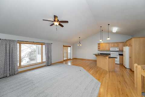 Lone Pine, ROCHESTER, MN 55902