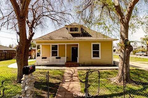 Vine, HIGHLAND, CA 92346