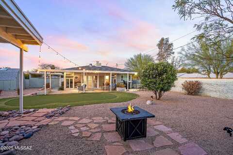 Helen, TUCSON, AZ 85716