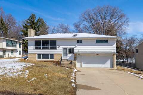 8Th, ROCHESTER, MN 55901