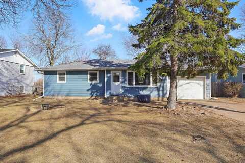 Lyn, HASTINGS, MN 55033