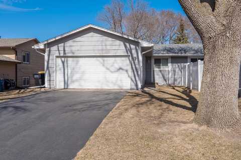 Eastview, SHAKOPEE, MN 55379