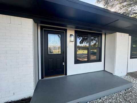 1St, CRANDALL, TX 75114