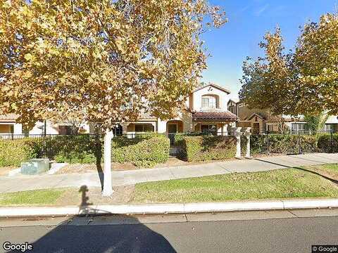 Iris, MORENO VALLEY, CA 92551