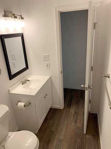 51St, DALLAS, TX 75216