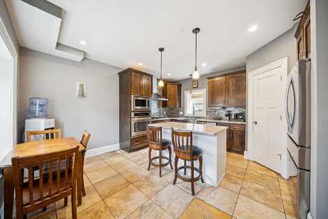 Lewis, SHAKOPEE, MN 55379