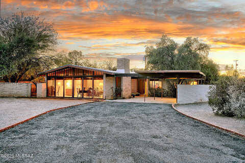 Mesa Grande, TUCSON, AZ 85715