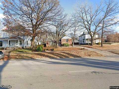 N Penn St, Coffeyville, KS 67337