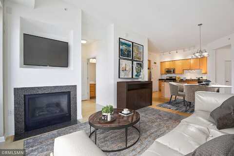 Grant, MINNEAPOLIS, MN 55404