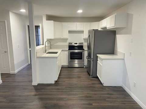 Capalina, SAN MARCOS, CA 92069