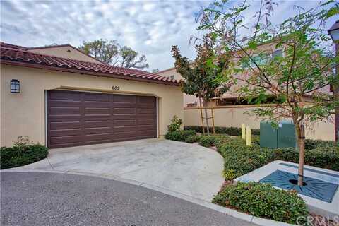 Garfield, SANTA ANA, CA 92701