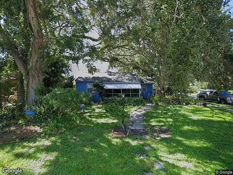 38Th, SAINT PETERSBURG, FL 33704