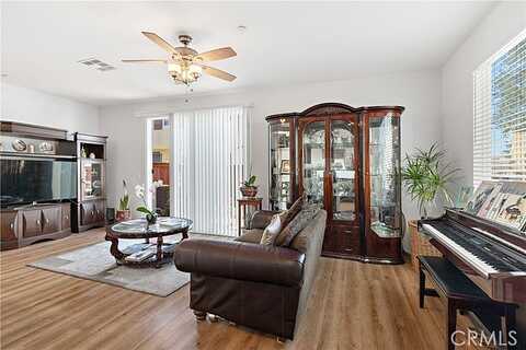 Darrington, MURRIETA, CA 92562