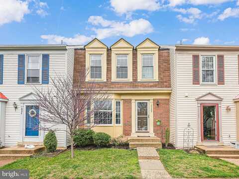 Colony Park, FAIRFAX, VA 22032