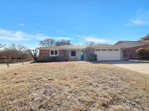 Embercrest, ARLINGTON, TX 76017