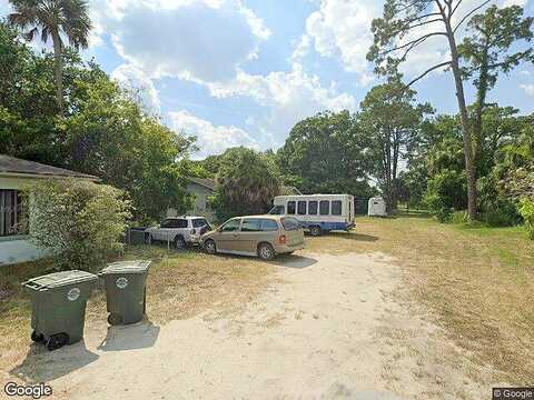 Lockhart, DAYTONA BEACH, FL 32114