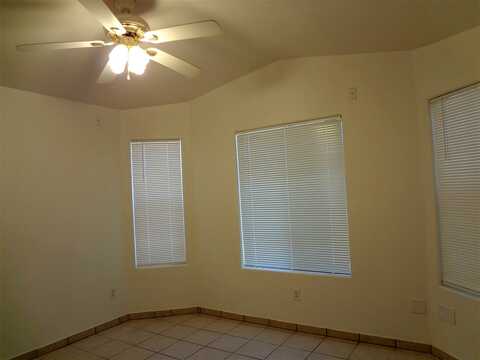 9Th, SAN LUIS, AZ 85336